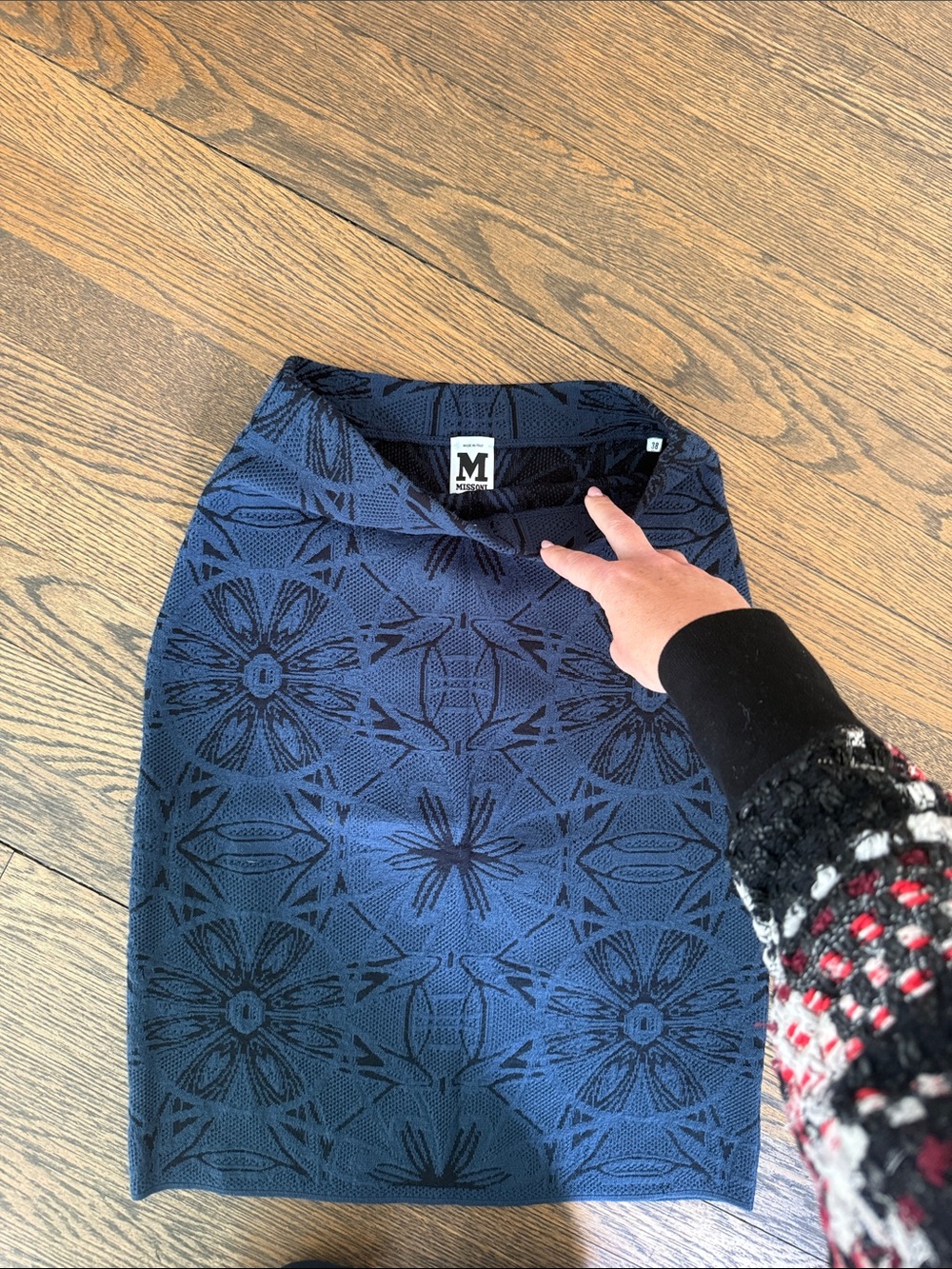 M by Missoni Navy and Black Floral Geometric Knit Pencil Skirt